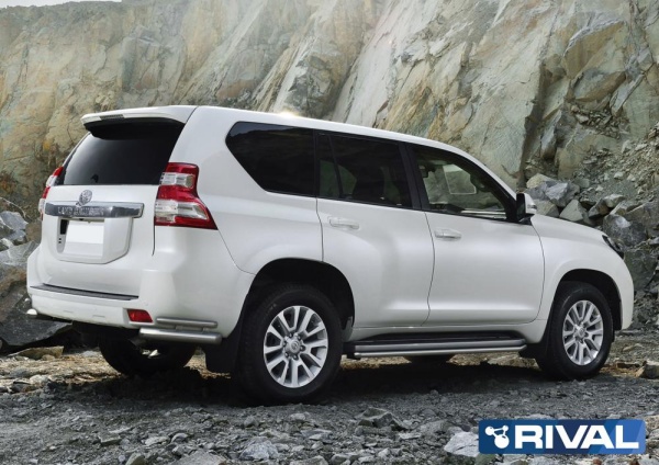 Защита заднего бампера d76+d42 уголки RIVAL Toyota Land Cruiser Prado 150 2009-2013-2017 R.5704.022